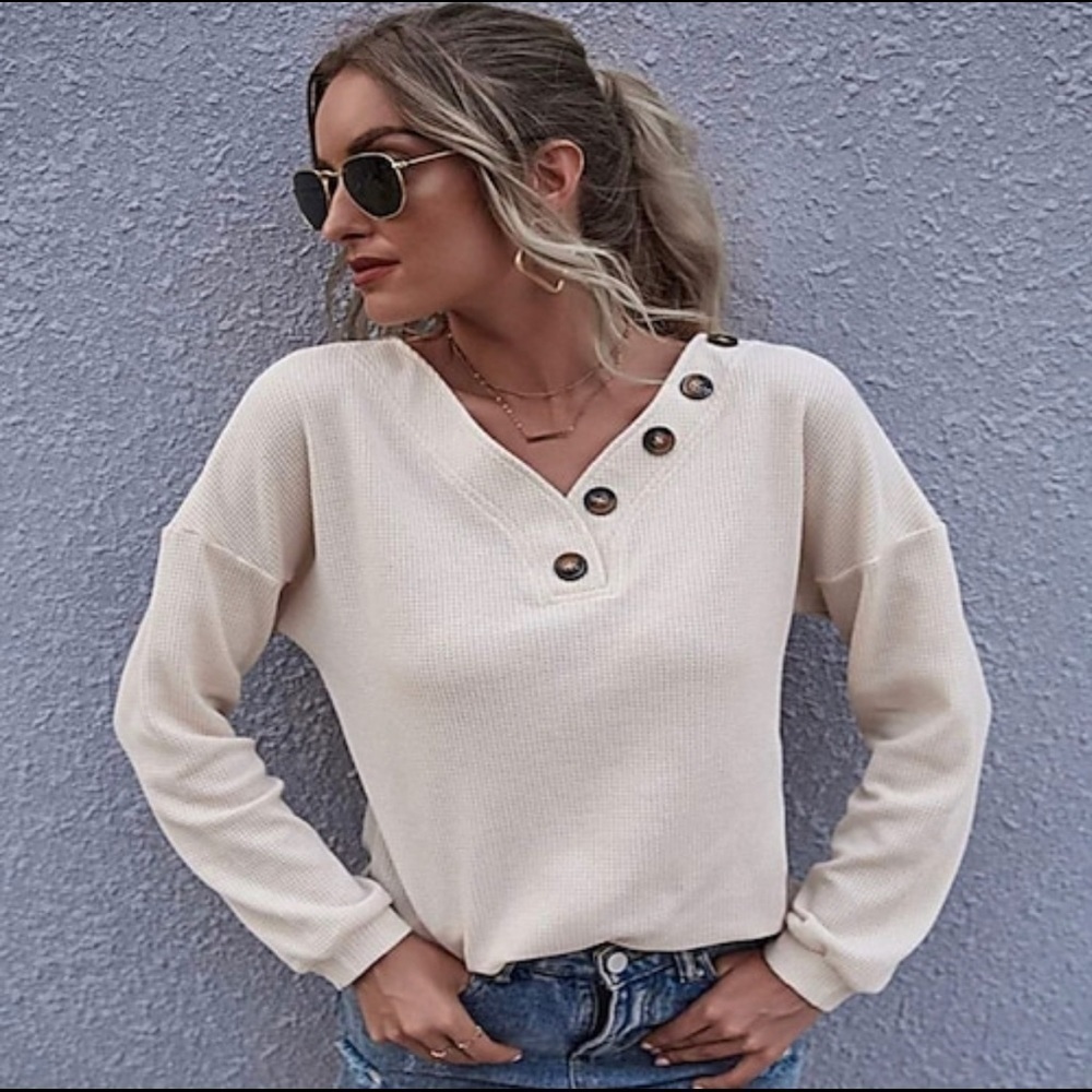 NWT Cream Thermal Pullover Long Sleeve Top